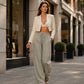 Damskie spodnie typu wide-leg na ściągacz, w stylu casual